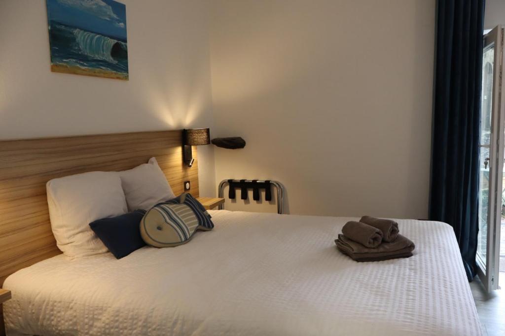 Le Relais de Porz Morvan Plomodiern Buitenkant foto